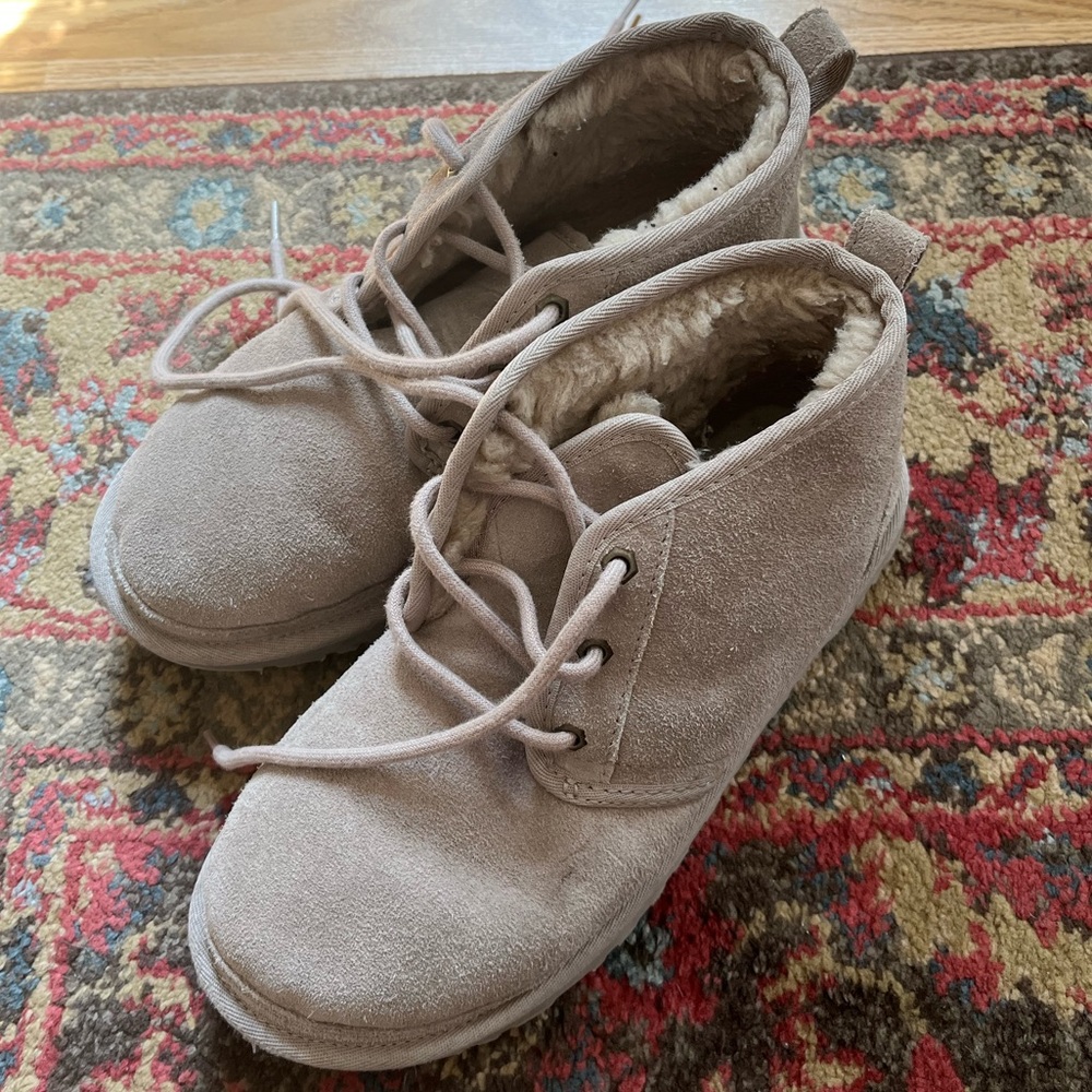 Final price 💕EUC UGG Neumel Chukka boots - Picture 5 of 6